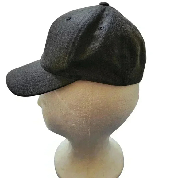 Volcom Flexfit Boys Hat NWOT - Picture 4 of 6